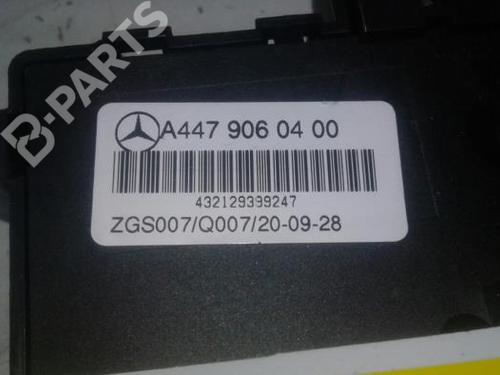 Fuse box MERCEDES-BENZ EQV (W447) EQV 300 (447.813, 447.815) | BP9955775E1