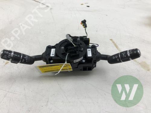 Switch JAGUAR F-PACE (X761) 2.0 Ti4 AWD | BP32133865I30 - Image 3