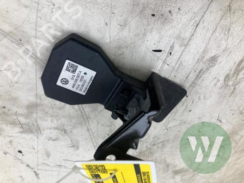 Used Antenna/Base Antenna/Base AUDI Q5 (GUB) SQ5 TFSI quattro (367 hp) 40197508 40197508