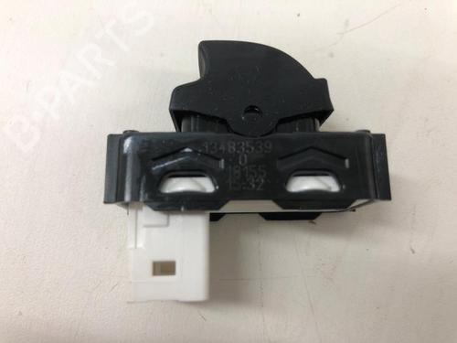 Used Switch OPEL CROSSLAND X / CROSSLAND (P17, P2QO) 1.2 (75) (110 hp) 29122013