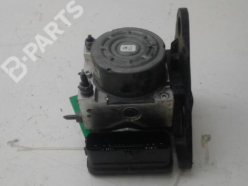Used ABS pump AUDI A3 Sportback (8VA, 8VF) 2.0 TDI (150 hp) 7313029