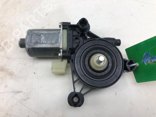 Electronic module SEAT LEON Sportstourer (KL8, KLD) 1.5 eTSI | BP30529564M83