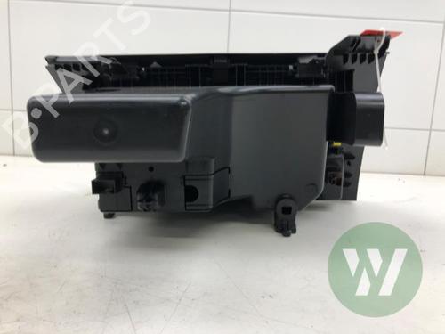 Vano posta oggetti OPEL GRANDLAND / GRANDLAND X (A18, P1UO) 1.2 (75) (131 hp) 32282669