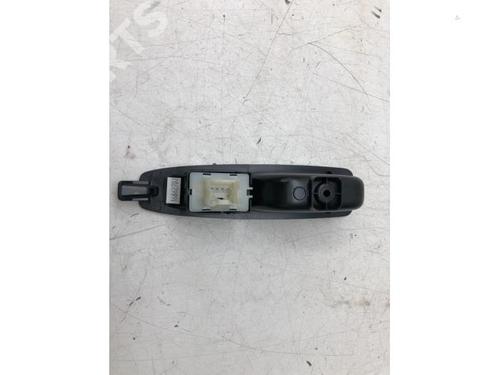 Used Switch RENAULT ZOE Hatchback Van (BFM_) Electric (BFMF) (109 hp) 11244912