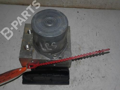 Used ABS pump RENAULT SCÉNIC II (JM0/1_) 1.9 dCi (JM0G, JM12, JM1G, JM2C) (120 hp) 4779777