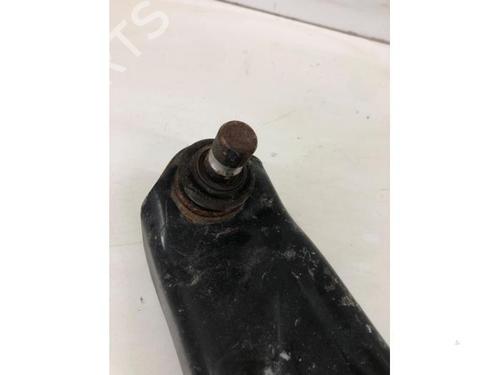 Used Left front suspension arm NISSAN QASHQAI II (J11, J11_) 1.3 DIG-T (140 hp) 29309736