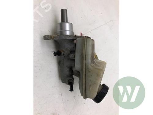 brake-master-cylinder-opel-gt-convertible-m07-2007-2008-2009-2010-2011-33165753 main image