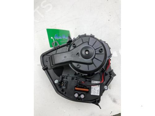 Varmeblæser VW TRANSPORTER T6 Van (SGA, SGH, SHA, SHH) 2.0 TDI (150 hp) 13236828