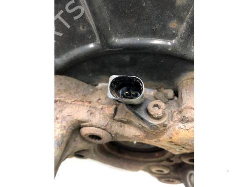 Right front steering knuckle VW GOLF PLUS V (5M1, 521) 1.4 TSI | BP17619142M26 