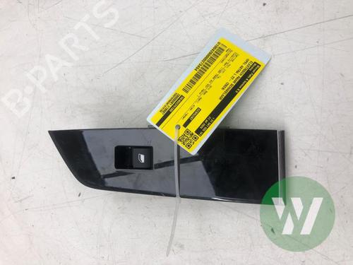 Used Switch Switch OPEL ASTRA L Sports Tourer (OV5) 1.2 (FRHNSL, FRHNSR) (131 hp) 39915710 39915710
