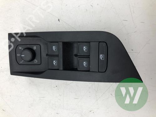 Used Switch Switch SKODA OCTAVIA IV (NX3, NN3, PV3) 1.5 TSI e-TEC (150 hp) 39915661 39915661