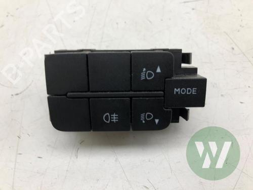 Forlygtekontakt FIAT DUCATO Van (250_) 140 Natural Power (136 hp) 33110153