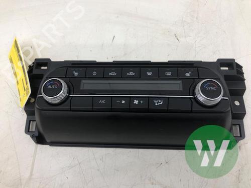 Used Climate control Climate control MAZDA CX-5 (KF) 2.0 e-SKYACTIV G 165 (165 hp) 39914584 39914584