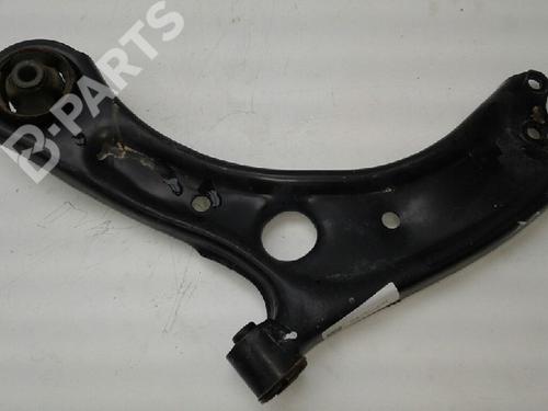 Used Left front suspension arm KIA SPORTAGE IV (QL, QLE) 1.6 CRDi (116 hp) 7009719