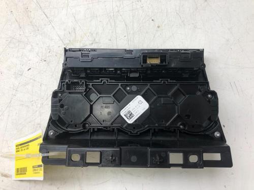 Climate control RENAULT ZOE (BFM_) ZOE (BFMD) | BP10722915I5 
