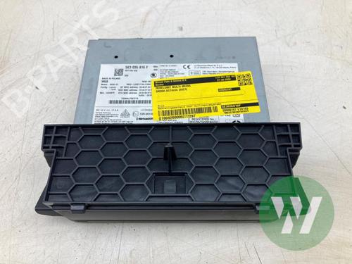 Used Control unit Control unit SKODA OCTAVIA IV Combi (NX5, PV5) 1.5 TSi (150 hp) 40210989 40210989