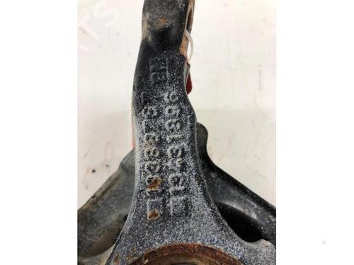 Left front steering knuckle OPEL CORSA E (X15) 1.4 (08, 68) | BP29964071M25