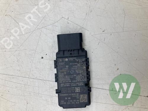 Used Antenna/Base Antenna/Base AUDI A5 Avant (FU5) 2.0 TDI (204 hp) 40210931 40210931