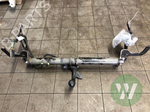 Bola de reboque/mecanismo Bola de reboque/mecanismo OPEL VIVARO C Van (K0) 2.0 (144 hp) 39690461 39690461