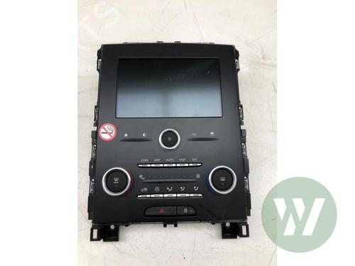 Used Switch RENAULT MEGANE IV Hatchback (B9A/M/N_) 1.5 dCi 110 (B9A3) (110 hp) 31319871