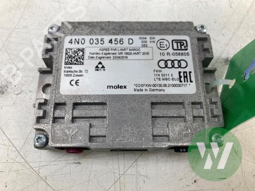 Used Electronic module Electronic module PORSCHE TAYCAN (Y1A) 4S Performance Battery Plus (Y1ADB1) (571 hp) 39914856 39914856
