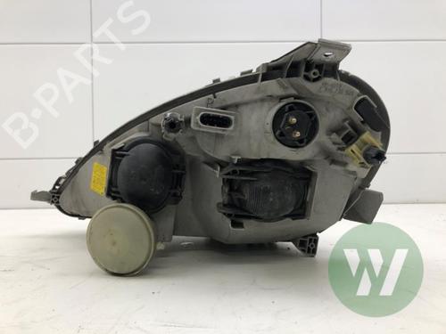Right headlight MERCEDES-BENZ A-CLASS (W168) A 140 (168.031, 168.131) | BP31319199C29