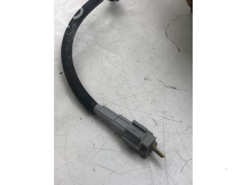 Used Right front steering knuckle KIA STONIC (YB) 1.0 T-GDi (101 hp) 14579738