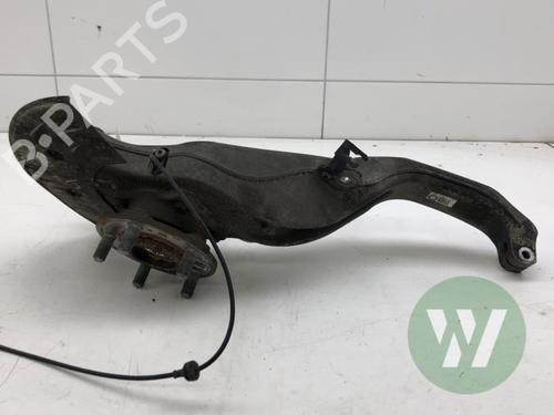 Left front steering knuckle LAND ROVER RANGE ROVER VELAR (L560) 2.0 P400 Hybrid 4x4 | BP38184207M25 - Image 3