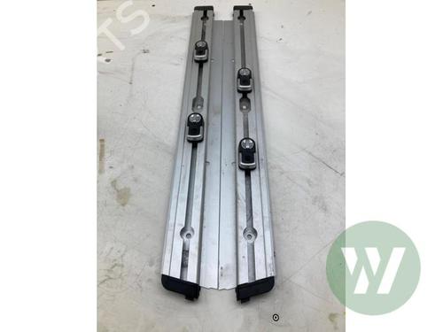 Support JAGUAR F-PACE (X761) 2.0 Ti4 AWD (300 hp) 32133882