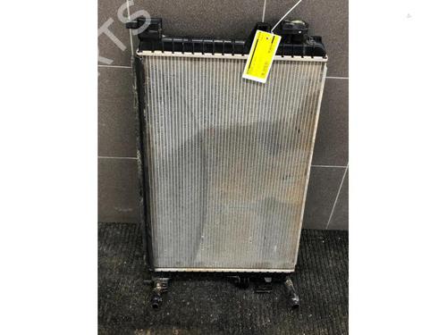 Used Water radiator VW PASSAT B8 Variant (3G5, CB5) 2.0 TDI (150 hp) 28285558