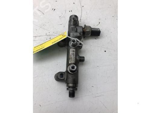 Used Injection rail AUDI A8 D4 (4H2, 4H8, 4HC, 4HL) 3.0 TDI quattro (262 hp) 17964837