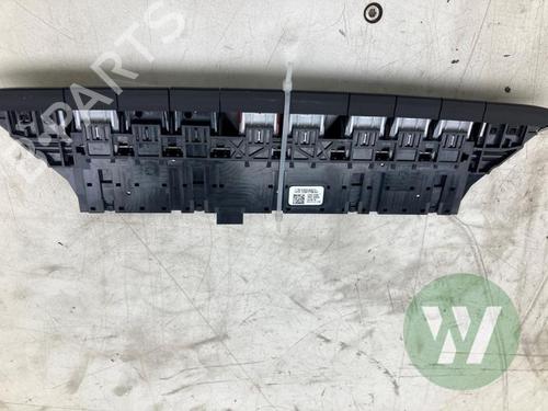Warning switch SKODA OCTAVIA IV Combi (NX5, PV5) 1.5 TSi | BP40197475I22 - Image 2