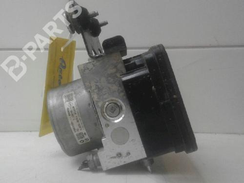 Used ABS pump RENAULT TRAFIC III Van (FG_) 1.6 dCi 115 (FGMD) (116 hp) 5260803