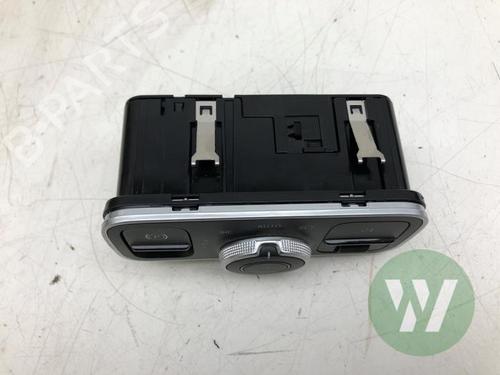 Headlight switch MERCEDES-BENZ CLA Shooting Brake (X118) CLA 200 Mild-Hybrid (118.687) | BP39915110I24 - Image 2