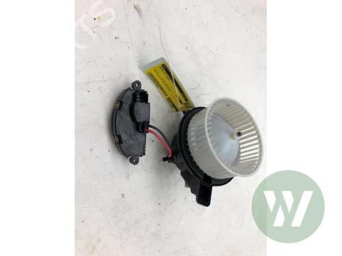 Used Heater blower motor Heater blower motor VW POLO VI (AW1, BZ1, AE1) 1.0 TSI (110 hp) 36362496 36362496