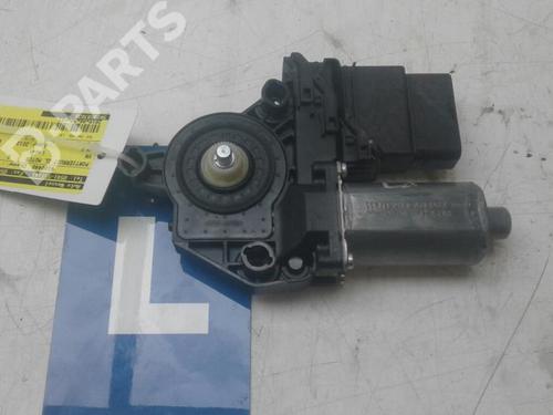 Elektronische module VW GOLF VI (5K1) 2.0 TDI (140 hp) 12098129