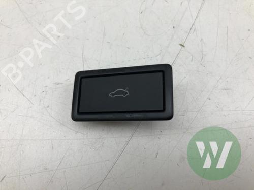 switch-vw-id4-e21-2020-33308579 main image