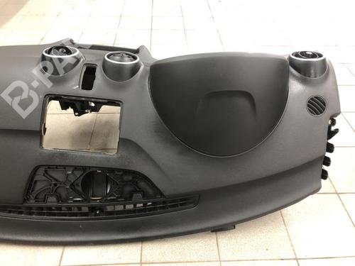 Tableau de bord AUDI A1 Sportback (8XA, 8XF) 1.6 TDI | BP4778215C46  - Image 8