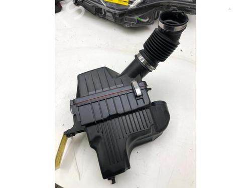 Used Air filter box Air filter box RENAULT CAPTUR II (HF_) TCe 140 (HFN0) (140 hp) 39913261 39913261