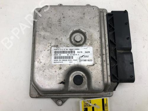Motorstyringsenhed FIAT PUNTO (199_) 0.9 (101 hp) 31319429