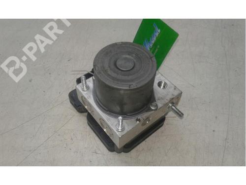 Used ABS pump VW POLO V (6R1, 6C1) 1.6 BiFuel (82 hp) 11243412