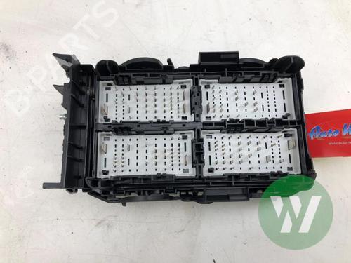 Zekeringkast OPEL INSIGNIA B Sports Tourer (Z18) 1.5 CDTi (35) (122 hp) 32392835