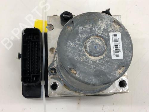 Used ABS pump KIA SPORTAGE IV (QL, QLE) 1.6 CRDi (116 hp) 29818812
