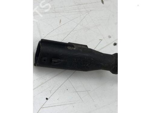 Used Left front steering knuckle RENAULT TWINGO II (CN0_) 1.2 16V (CN04, CN0B) (75 hp) 19477375