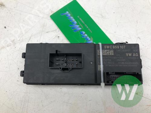 Used Other Other SKODA OCTAVIA III Combi (5E5, 5E6) 2.0 TDI (150 hp) 33809144 33809144