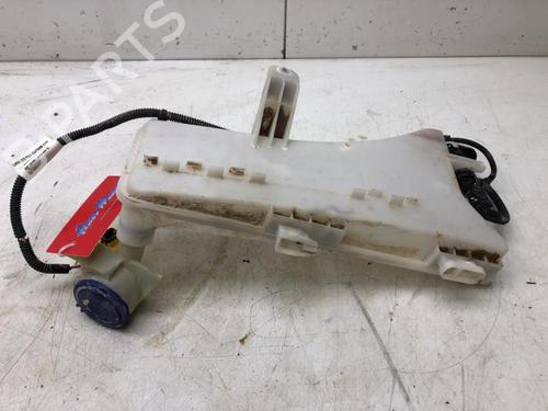Used Windscreen washer tank OPEL GRANDLAND / GRANDLAND X (A18, P1UO) 1.2 (75) (131 hp) 16308228