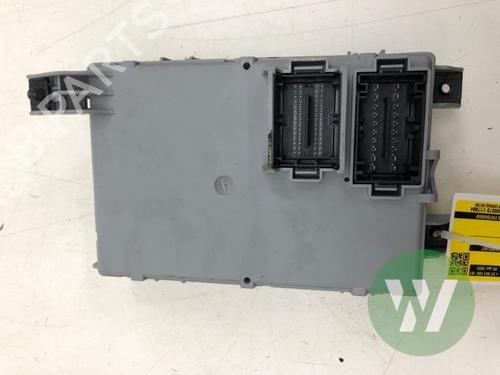 Fuse box FIAT 500 C (312_) 0.9 (312AXN1A, 312AXN11) | BP36379677E1 - Image 2