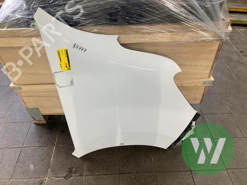 Used Right front fenders Right front fenders RENAULT MASTER III Van (FV) 2.3 dCi 180 FWD (FV04, FV07) (179 hp) 40625239 40625239