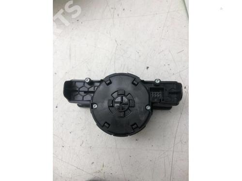 Used Headlight switch MERCEDES-BENZ A-CLASS (W176) A 160 CDI / d (176.011) (90 hp) 11207692
