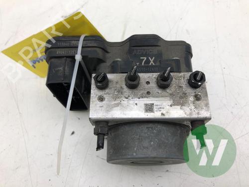 Used ABS pump ABS pump SUZUKI SWACE (AMZ_) 1.8 Hybrid (122 hp) 39914659 39914659